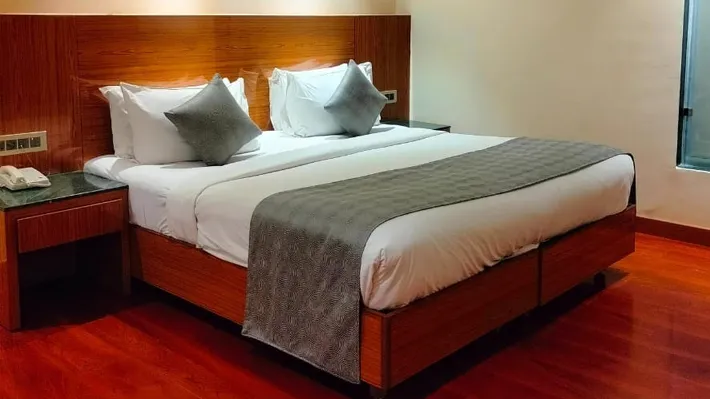 Executive City View Room