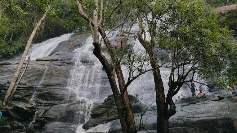 Kiliyur Falls
