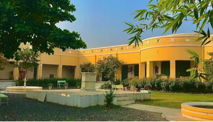 Maangarh, Panched - Ratlam: AM Hotel Kollection