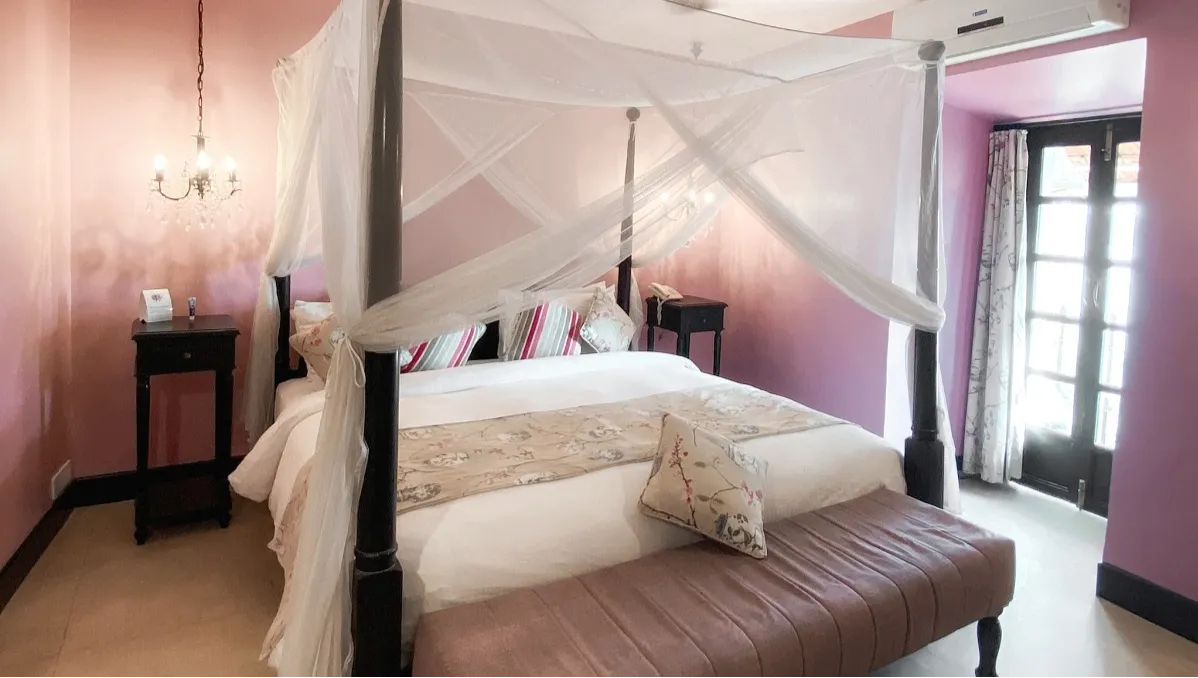 Deluxe Rooms