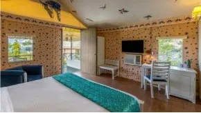 Garden View Stallion Tent With Sit-Out