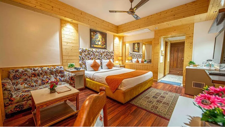 Super Deluxe Room with Balcony