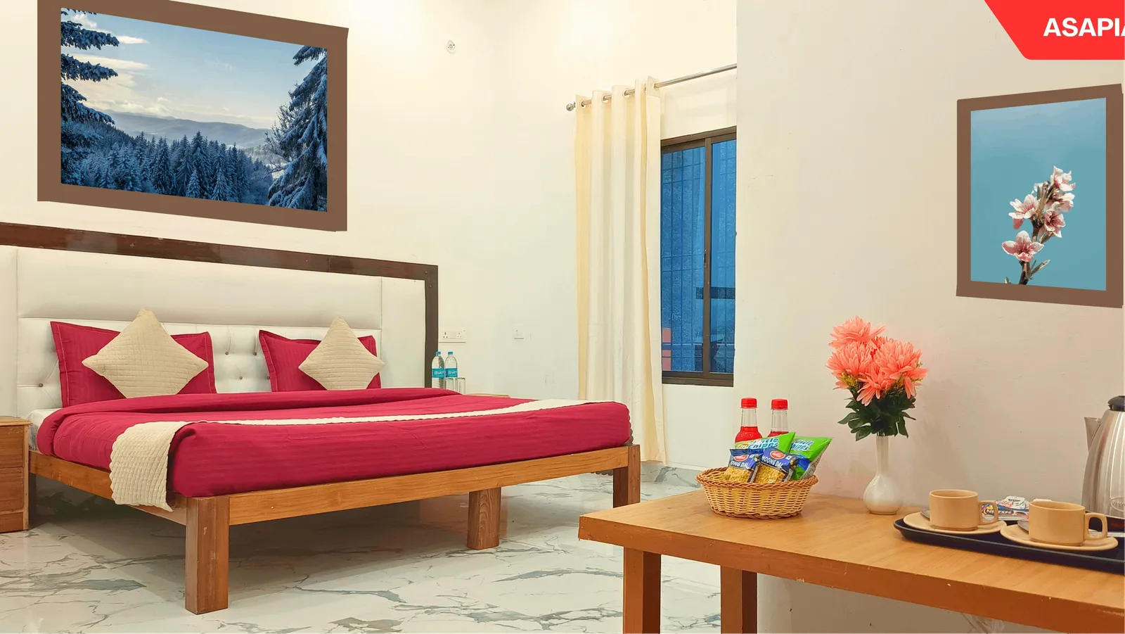 KING BED WITH CITY VIEW