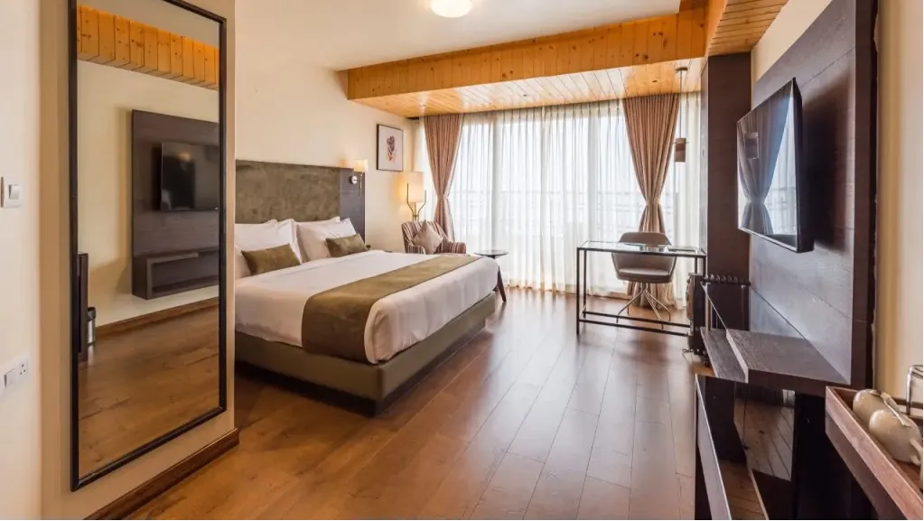 KANCHENJUNGA SUITES WITH BALCONY