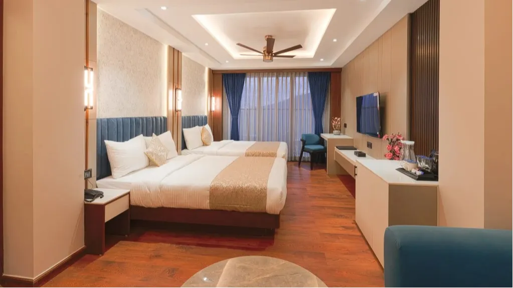 LUXURY FAMILY VIEW SUITE WITH BALCONY