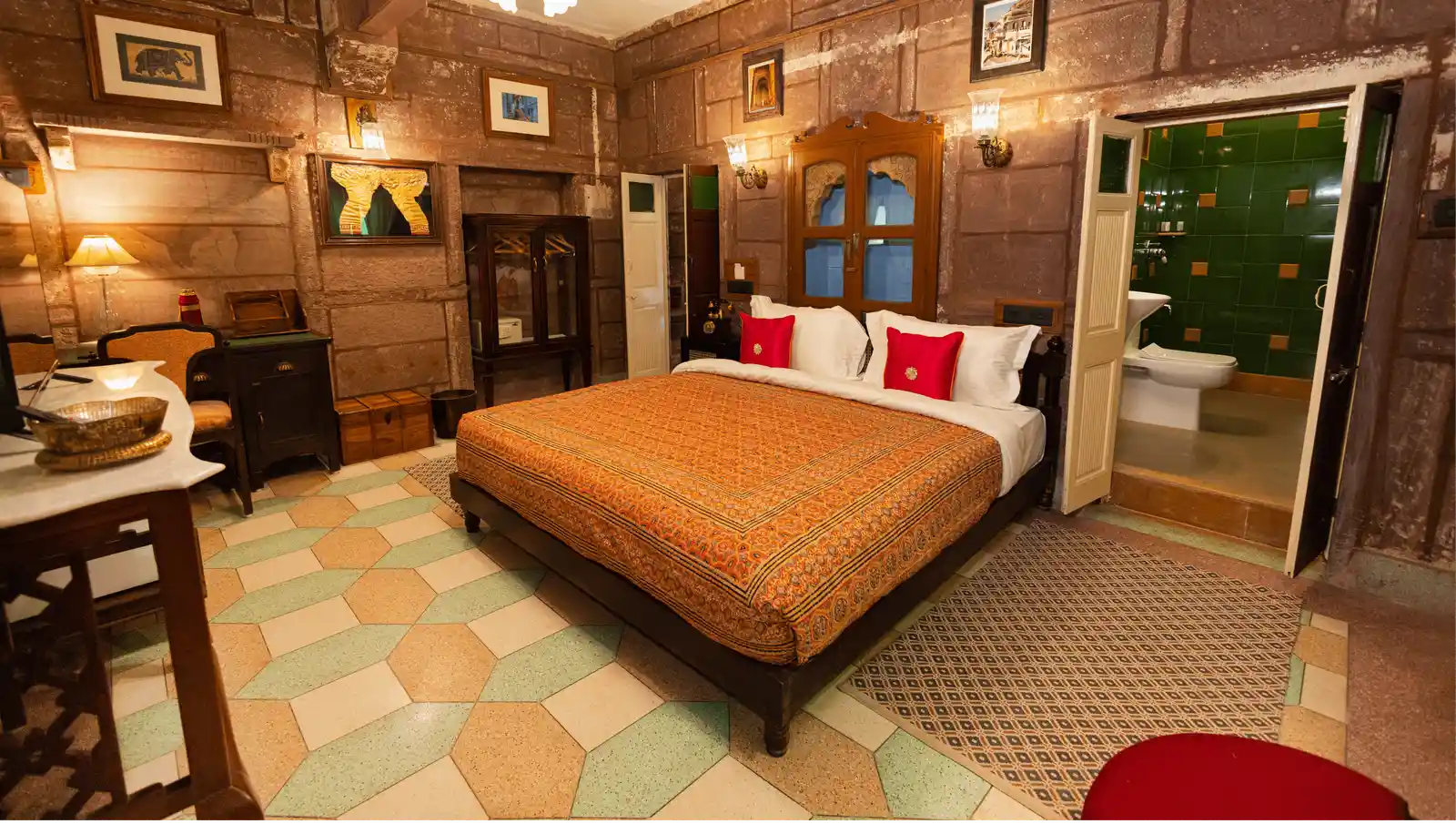 Royal Room