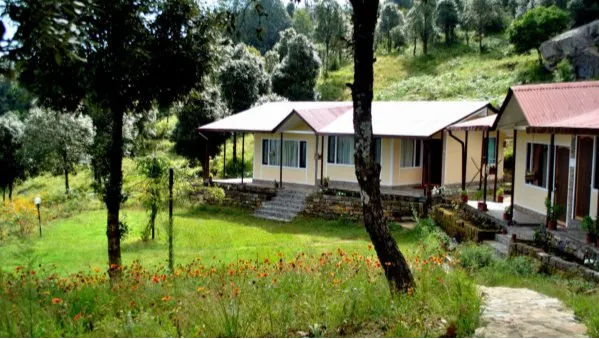 Rosevilla Double bath Suite