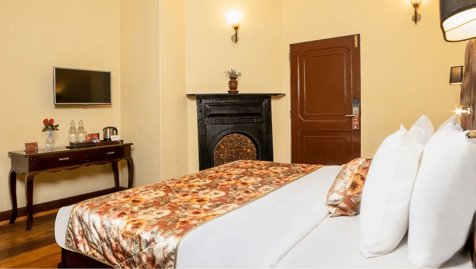HERITAGE PREMIUM ROOM