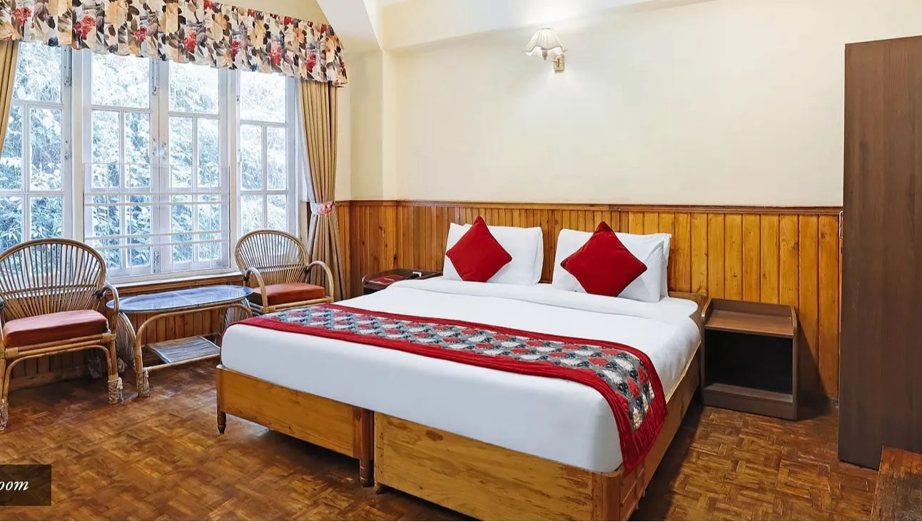 PREMIUM ROOM WITH PRIVATE BALCONY