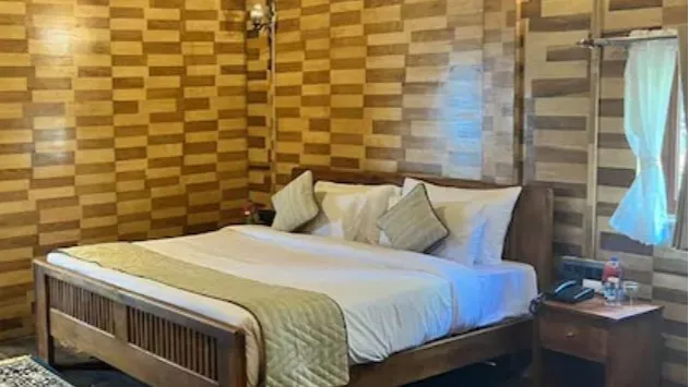 Jungle View Tree House with Sitout