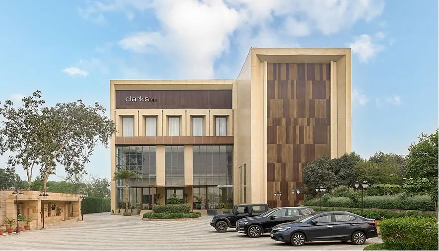 event-venue-Clarks Inn Etawah