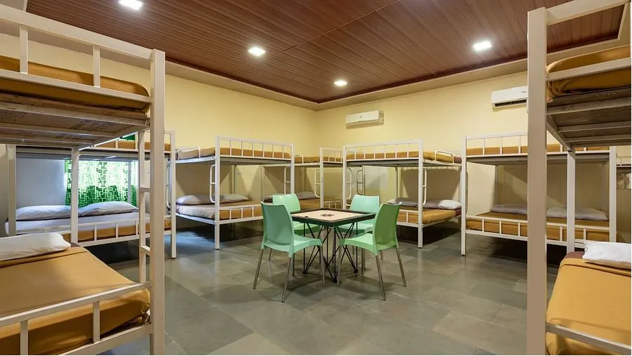 AC Dormitory (6 beds)