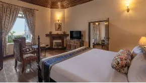 Maharaja Dinajpur Suite