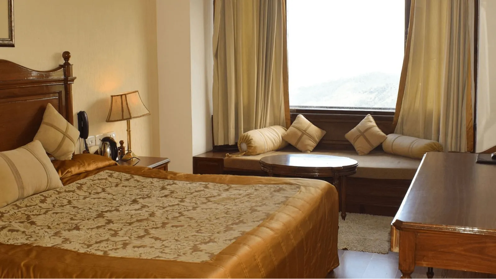 Himalayan Facing Room