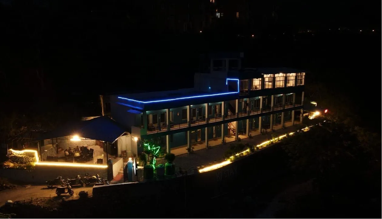 event-venue-Himalayn Tree On edges