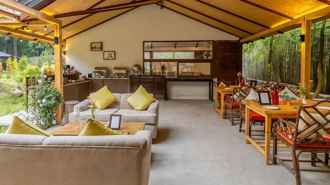 Travel Diaries Café