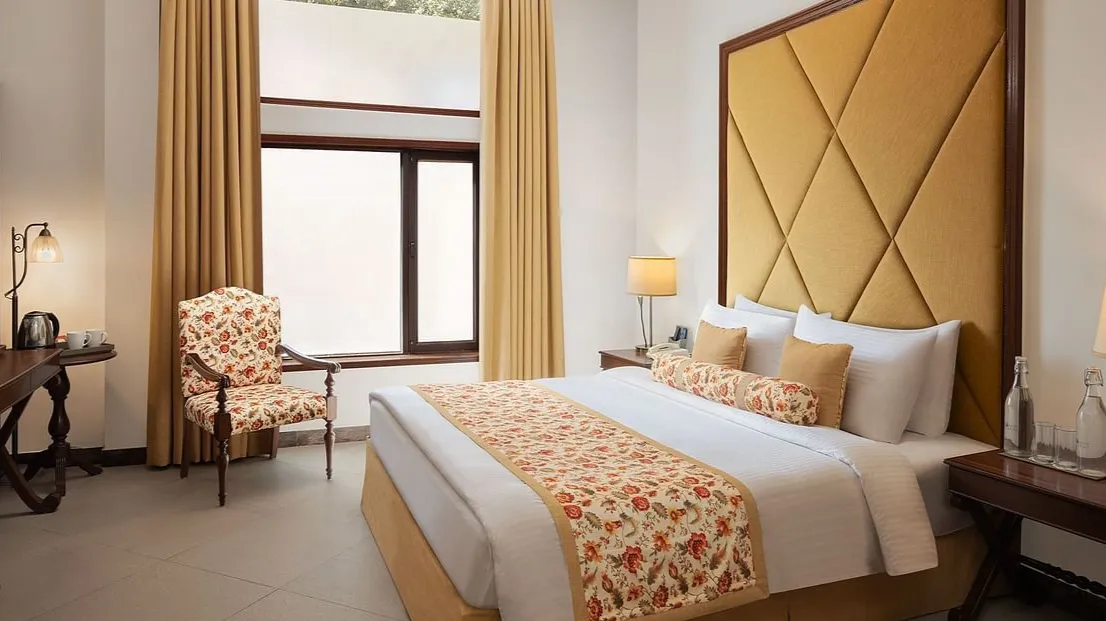 Superior Rooms (Non-View)