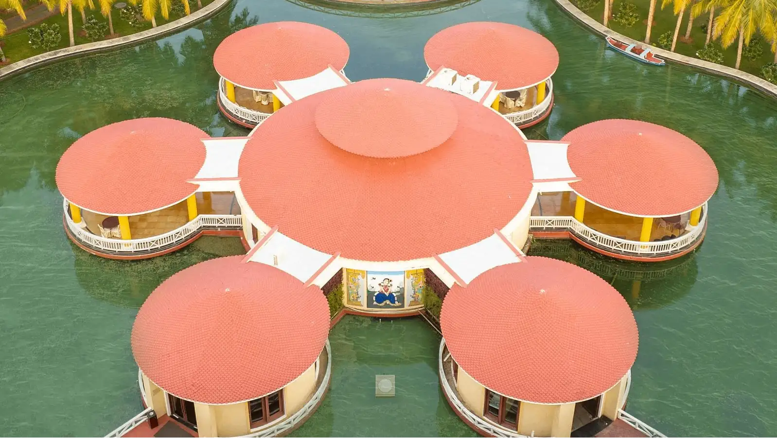 LOTOSAS: A FLOAT OF FLAVOURS