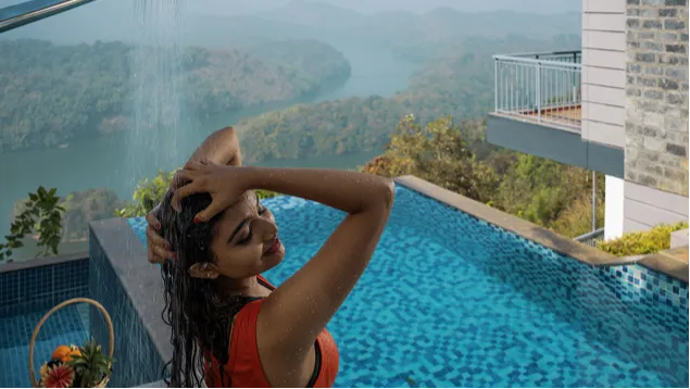 Infinity Swimming Pool