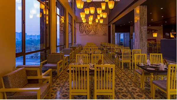 Pol21 Multi-cuisine Restaurant