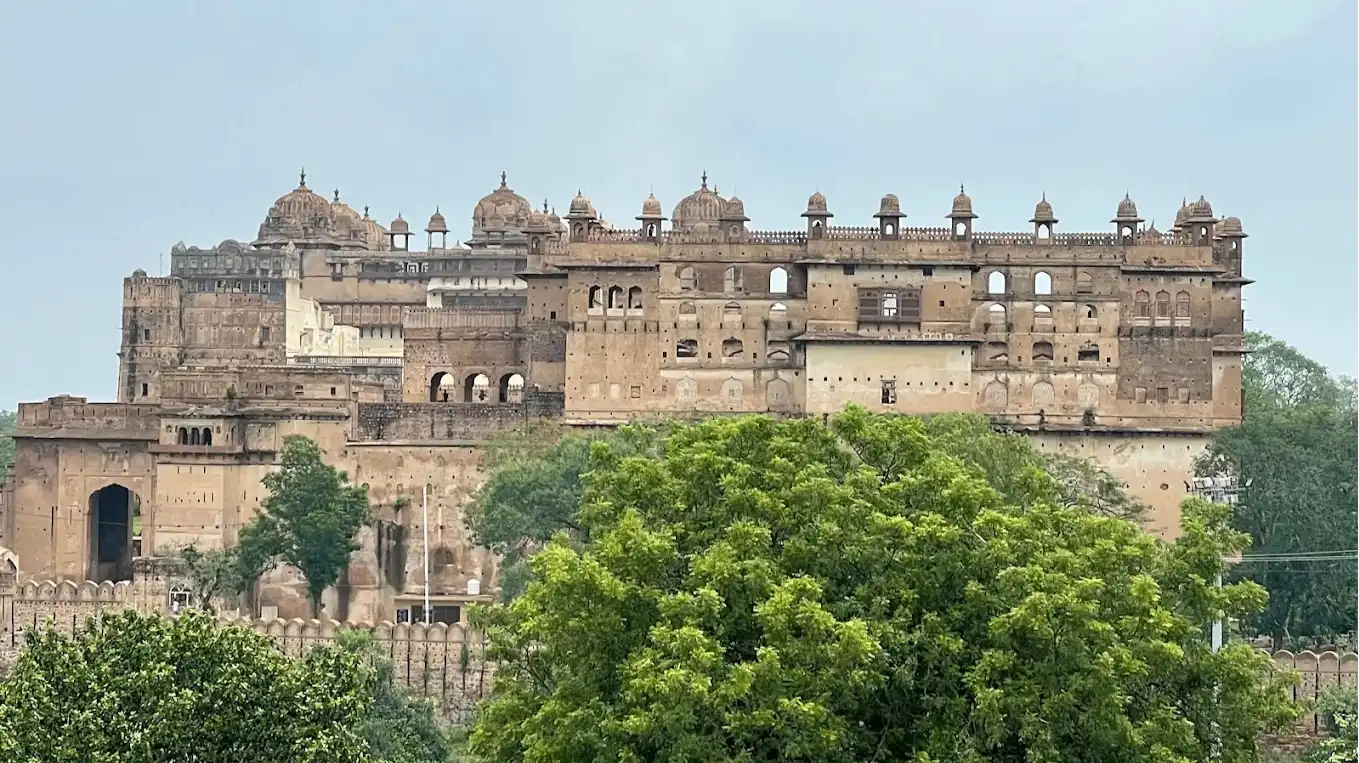 Orchha Fort