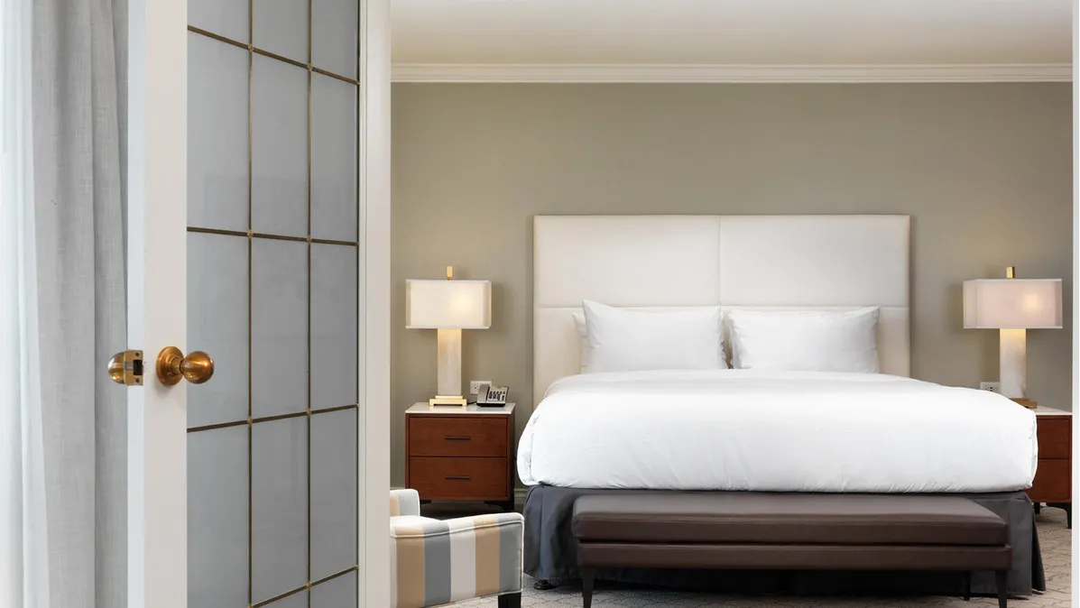 Signature City View Suite