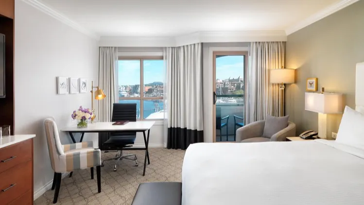 Signature Harbour View Room