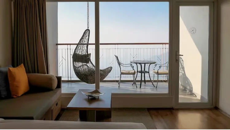 Super Deluxe Room with Balcony