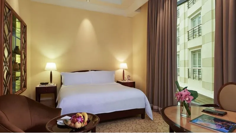 STRAITS CLUB COURTYARD ROOM