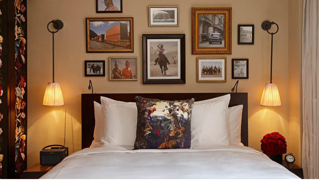 Deluxe Executive Club Room