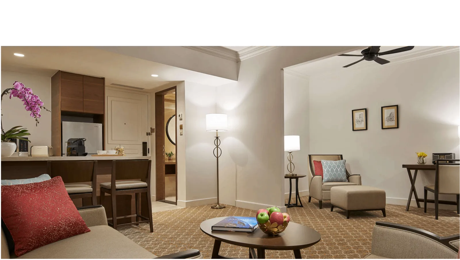 One Bedroom Deluxe Suite