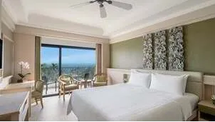 Deluxe Sea View Room