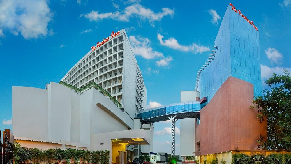 event-venue-Peerless Hotel Kolkata