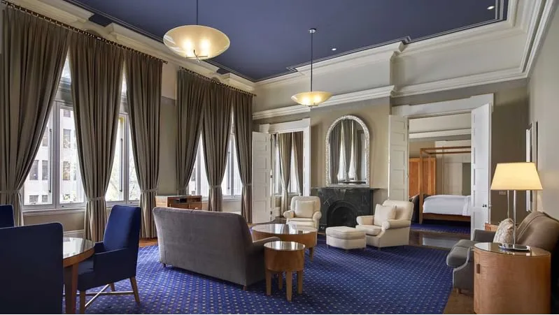 HERITAGE LONG SUITE