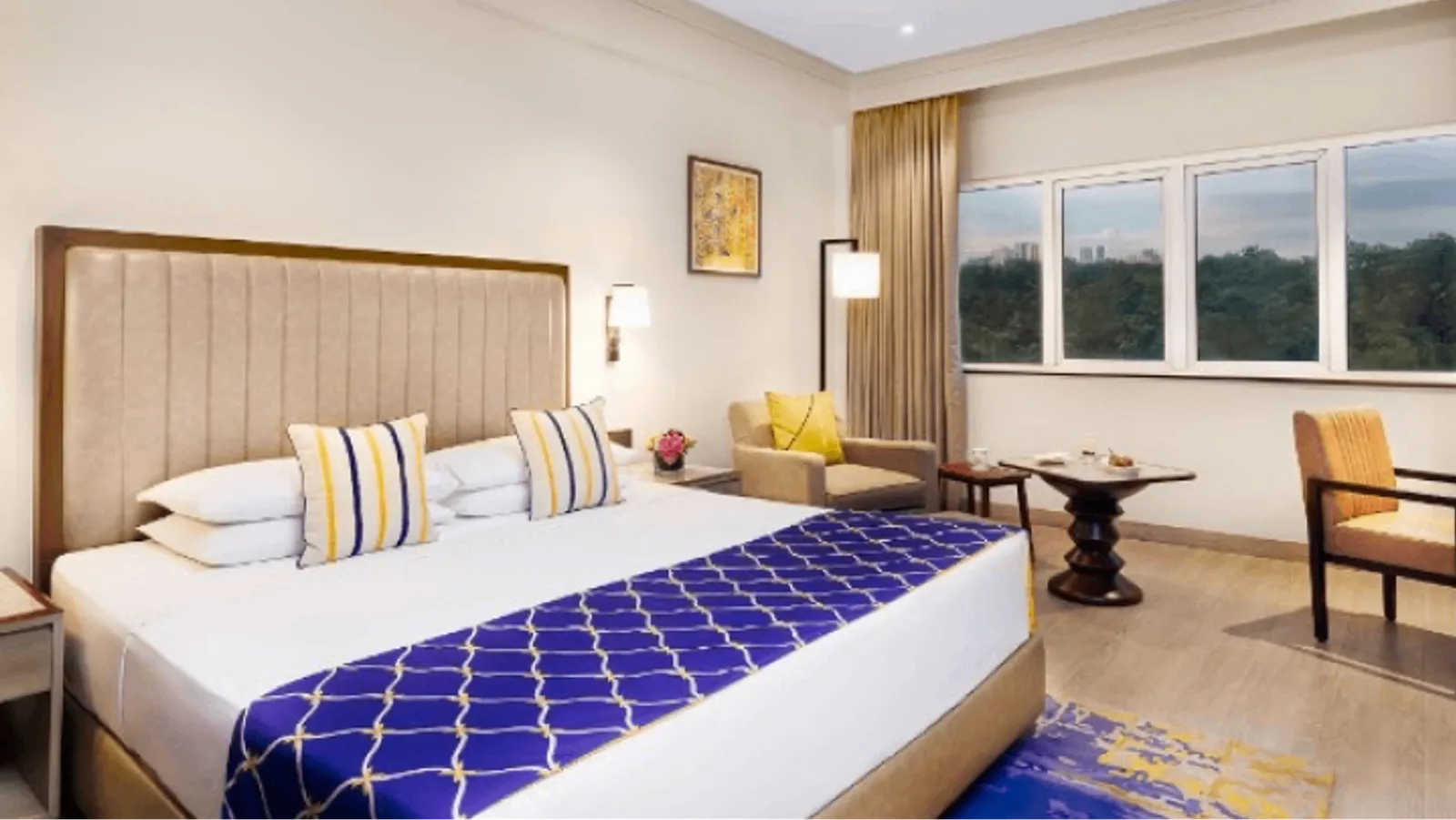 Deluxe Room Pool View Twin Bed