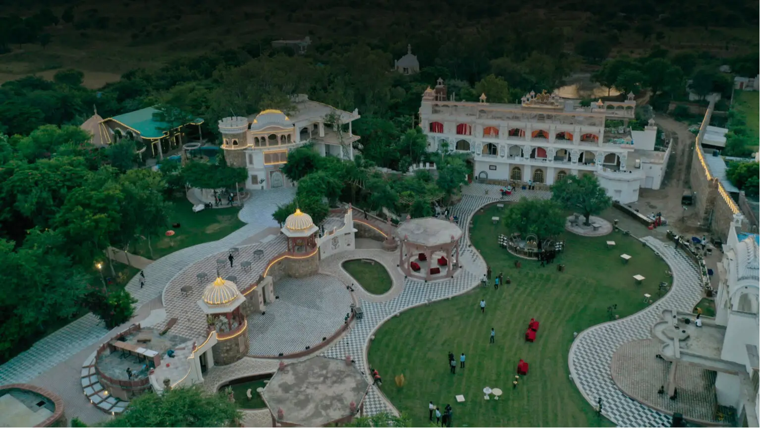 Lohagarh Fort Resort & Spa