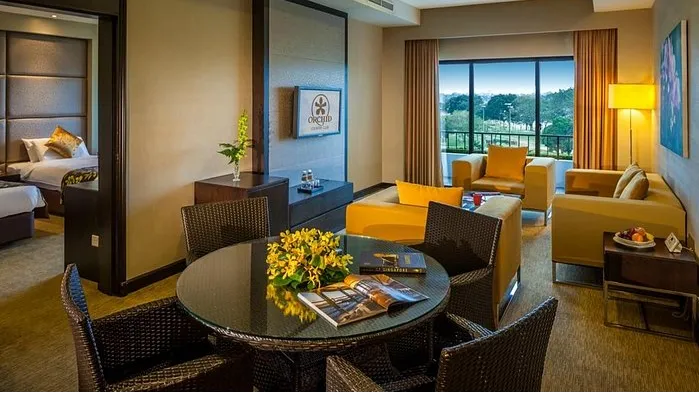 Deluxe Double or Twin Room