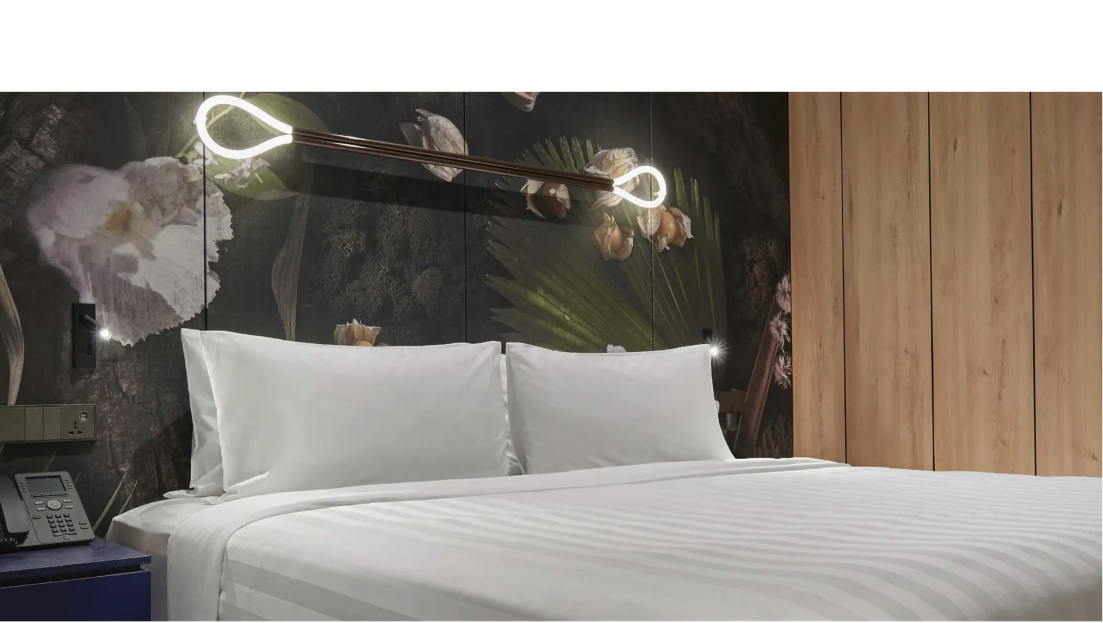 Urban Deluxe Cityview Room