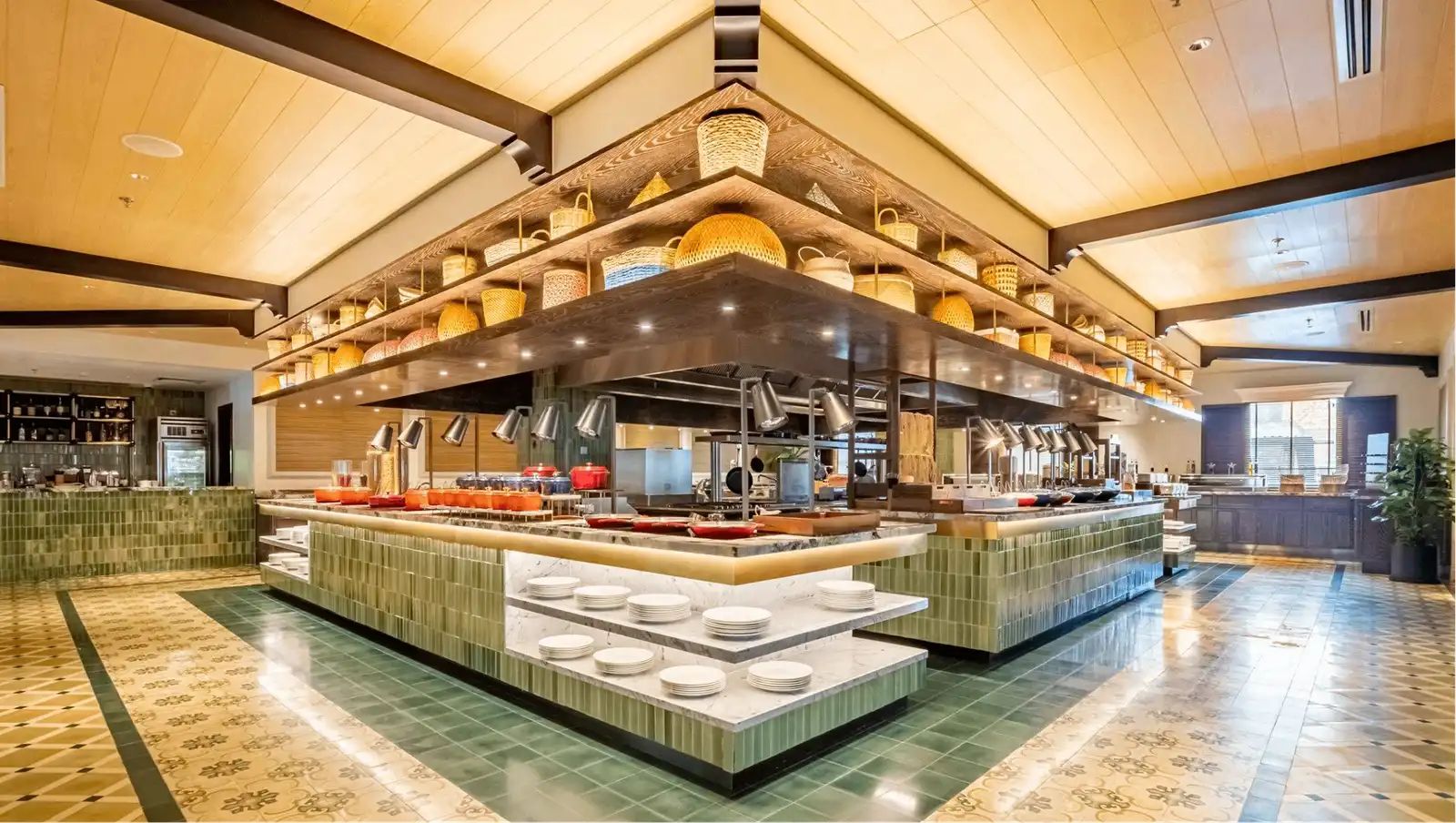 C’est La Vie Restaurant