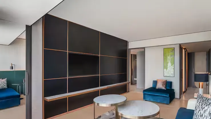 King One Bedroom Suite River View