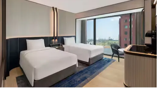 King Premium Suite River View