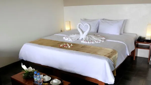 Double or Twin Gardenview Bungalow