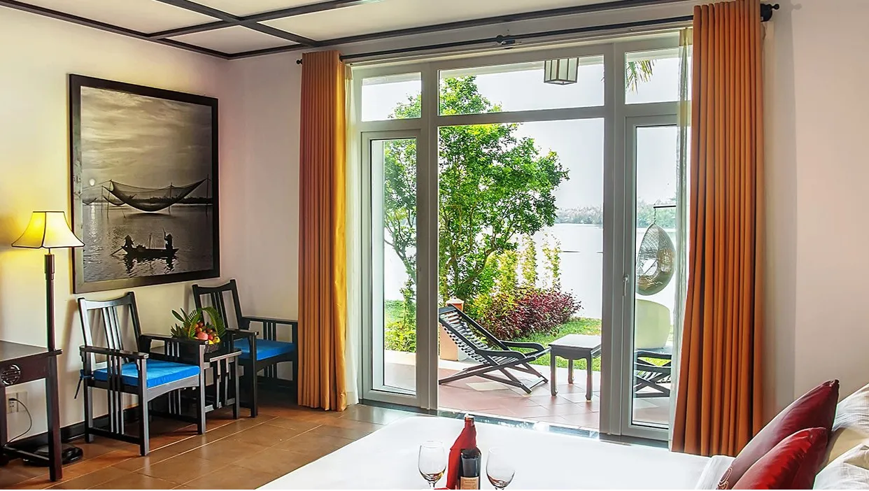 Grand Deluxe River View