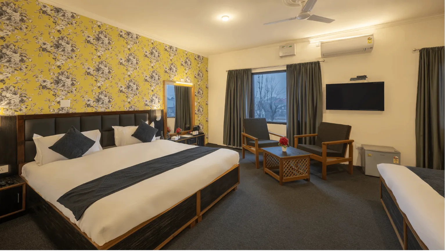 Family Room w/ Garden View