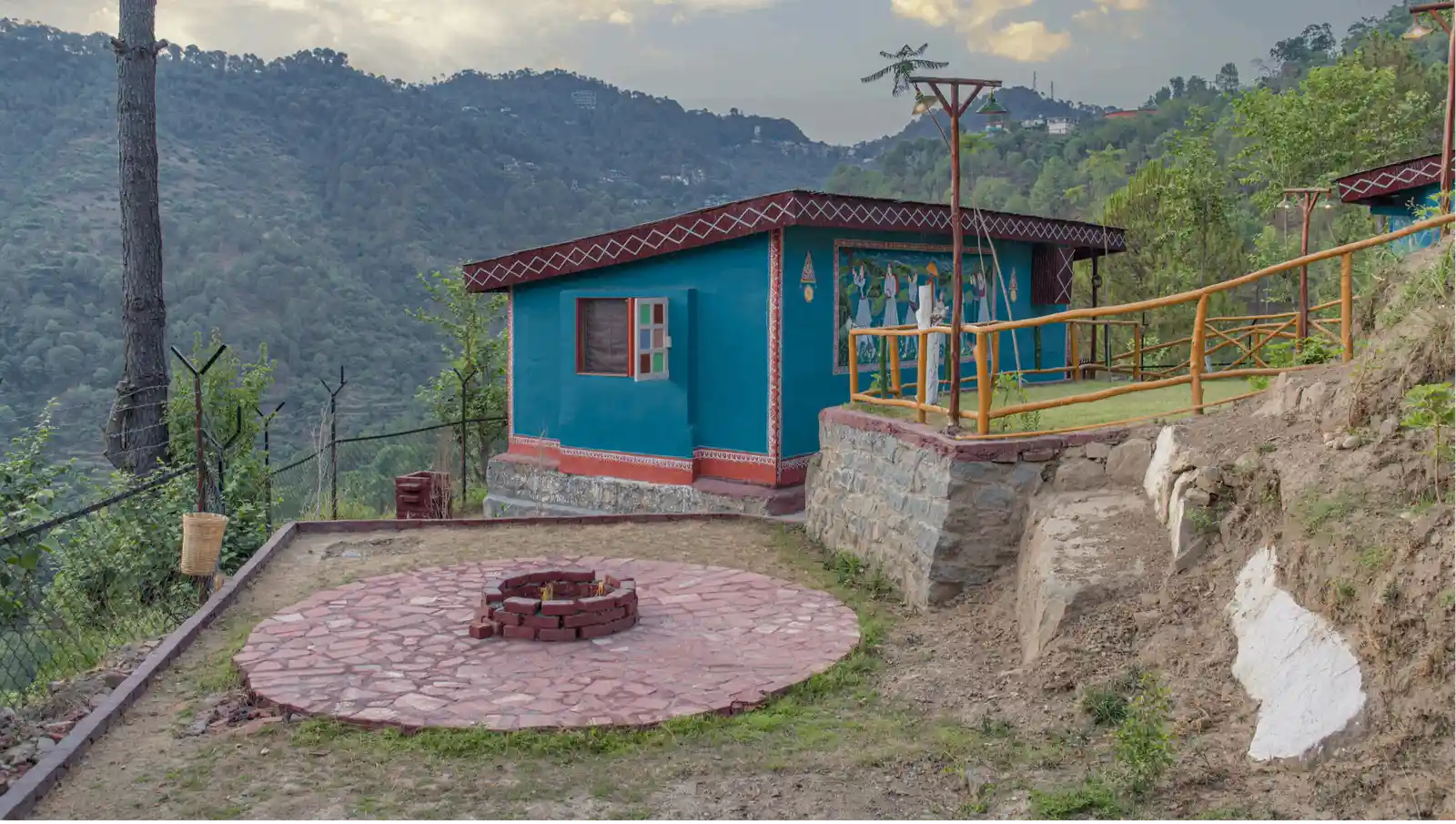 Anand Cottage with Private Lawn