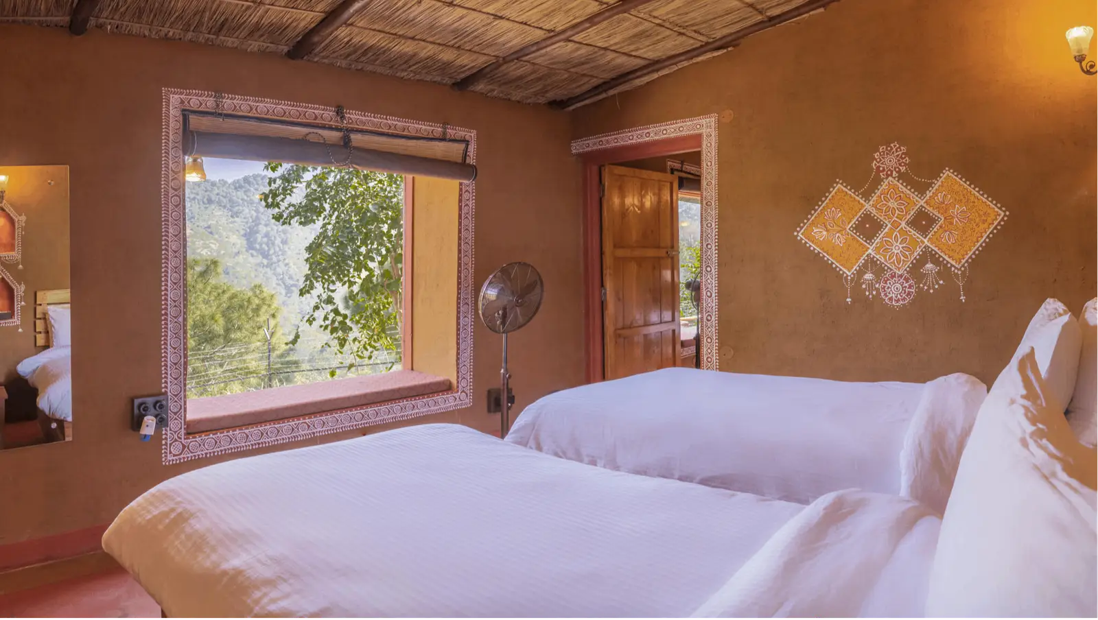 Family Cottage with Private Lawn