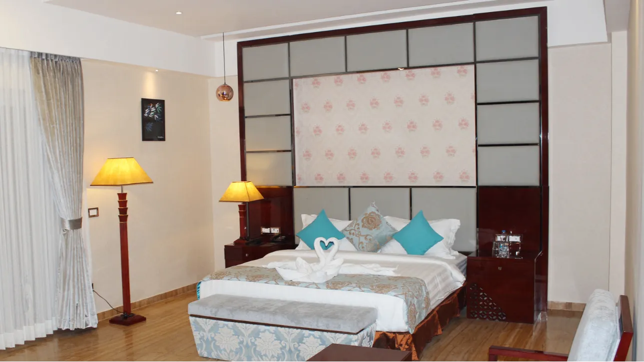 Crystal Room