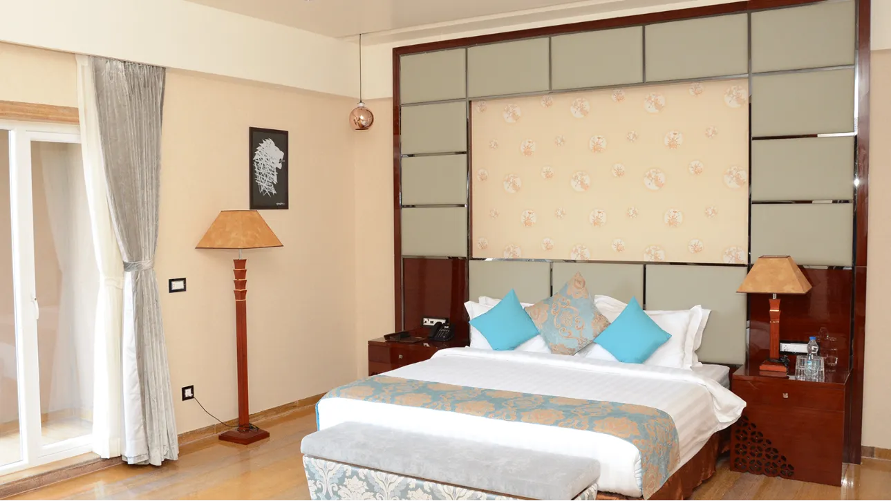 Signature Suite