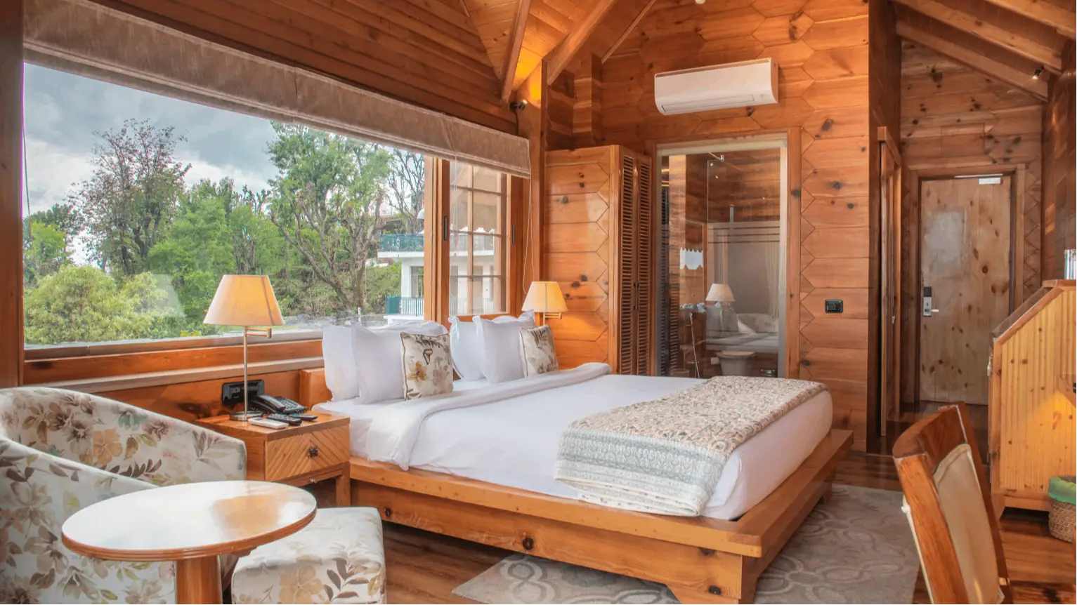 Swiss Wooden Jacuzzi Chalet with Balcony and Mountain View
