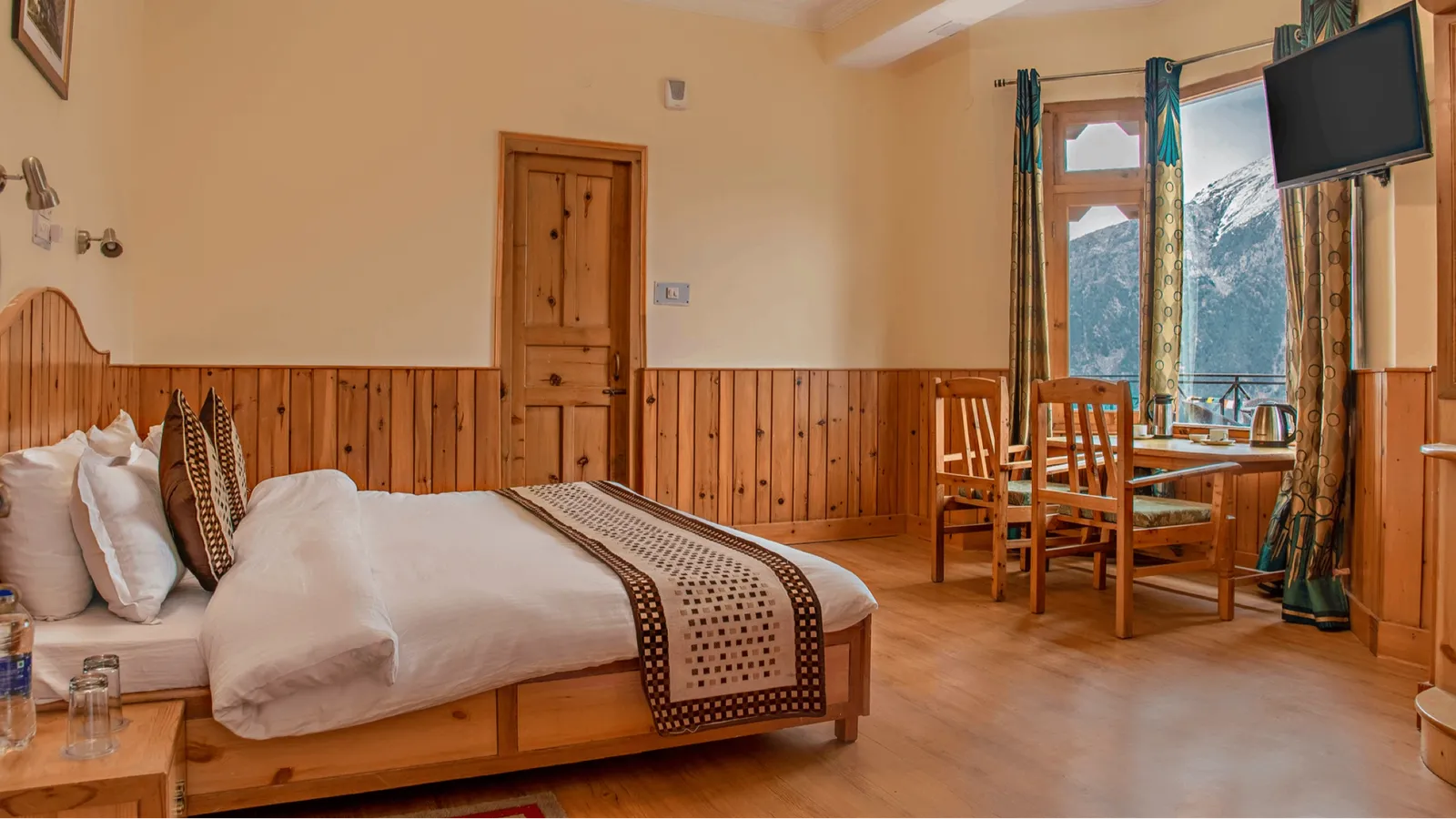 Premium Room